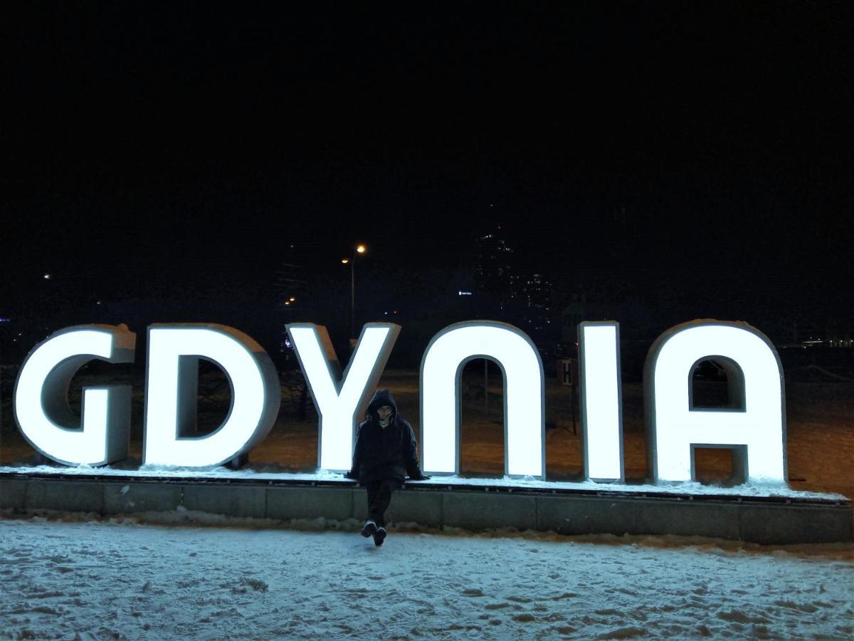 Centrum, 700M Do Plazy - 2 Sypialnie, Salon, Balkon, Bezplatny Parking, Gdynia Ngoại thất bức ảnh